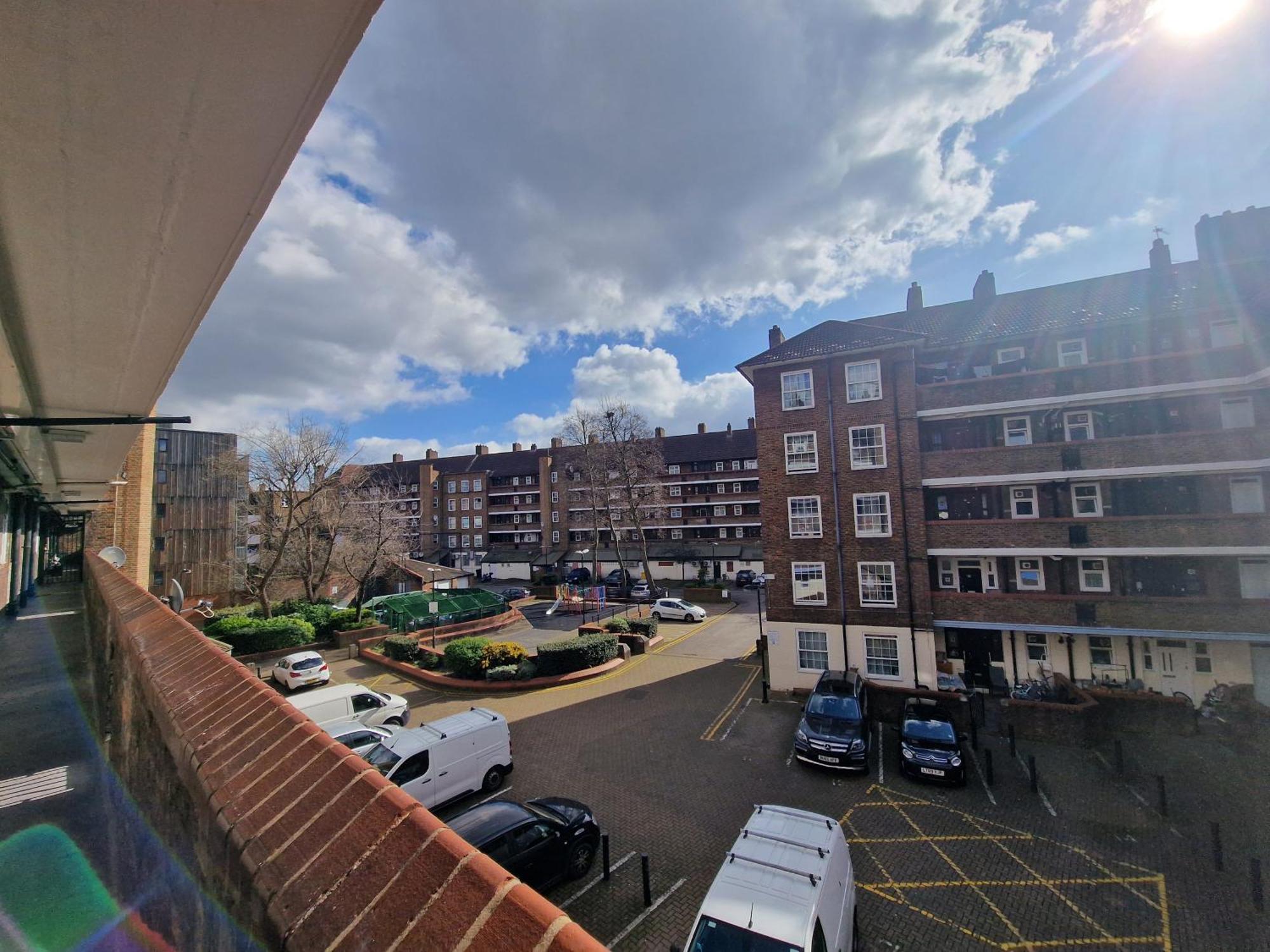 Comfortable 2 Bedrooms Flat In Oval Central Londra Exterior foto