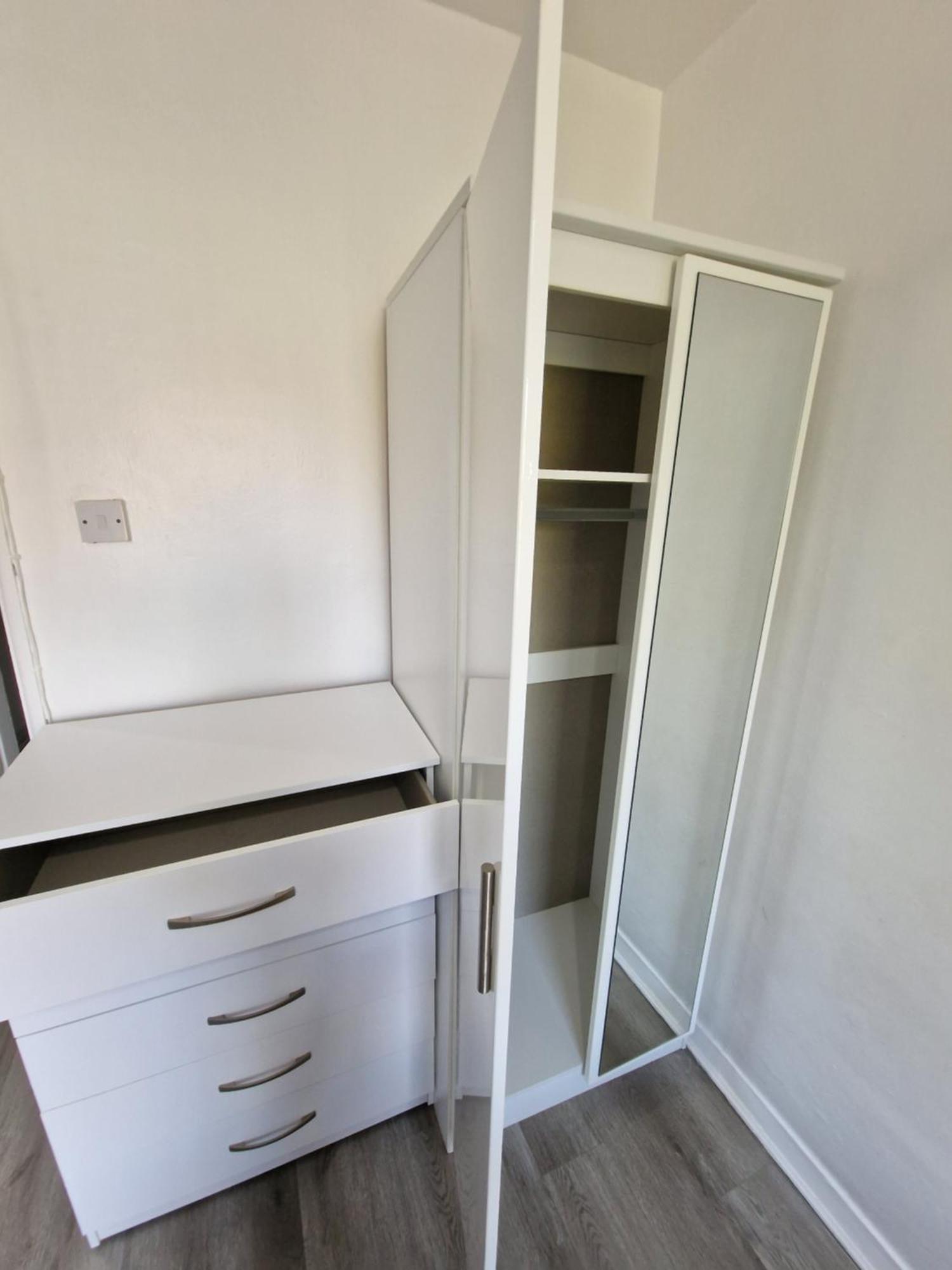 Comfortable 2 Bedrooms Flat In Oval Central Londra Exterior foto